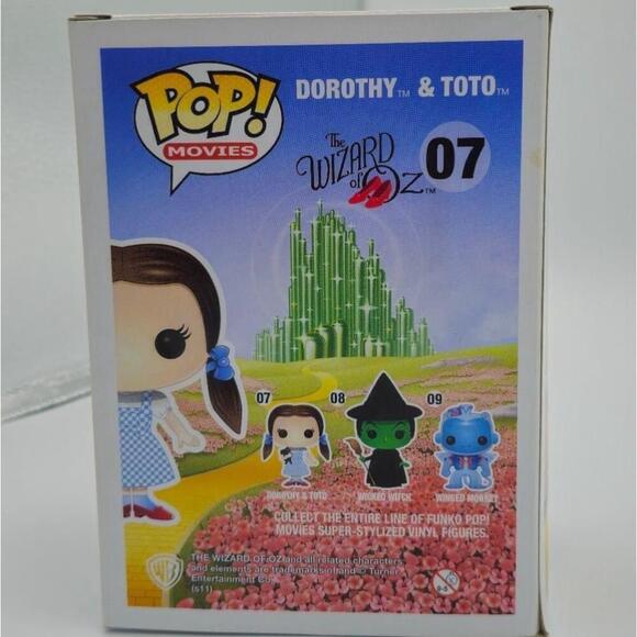 Funko POP! Dorothy & Toto The Wizard Of Oz #07 Vinyl Figure - Picture 4 of 6